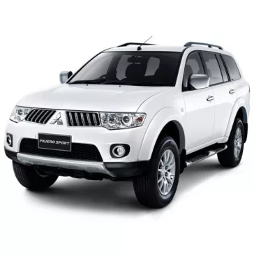 MITSUBISHI PAJERO SPORT MOBILE GARAGE PLACHTA NA AUTO