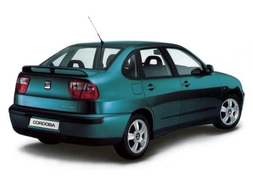 SEAT Cordoba OCHRANNÁ PLACHTA NA AUTO - L (1999-2002)