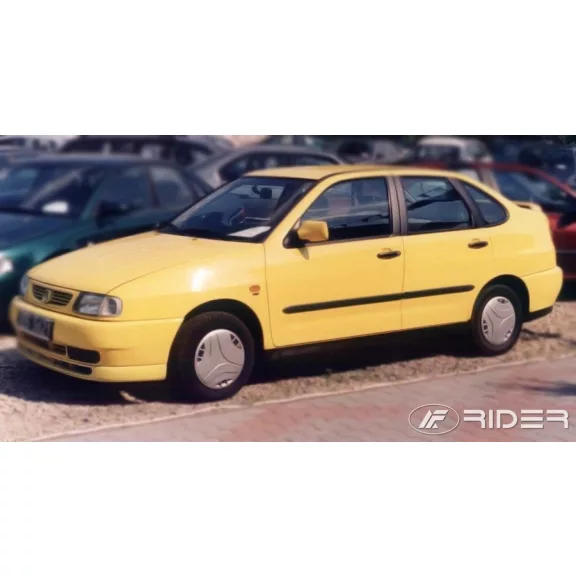 SEAT CORDOBA (SEDAN) Bočné ochranné lišty na dvere (1999-2002)