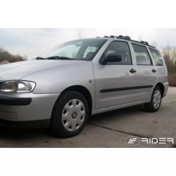 SEAT CORDOBA (KOMBI) Bočné ochranné lišty na dvere (1999-2002)