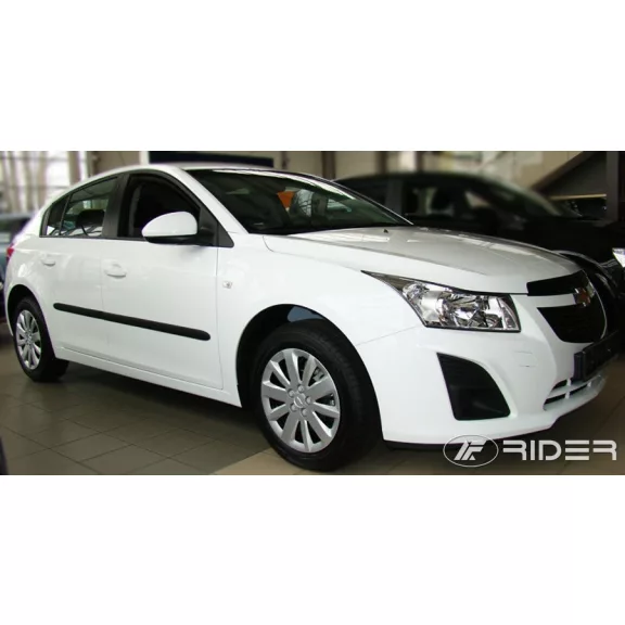 CHEVROLET CRUZE KOMBI Bočné ochranné lišty na dvere (2011-2015)