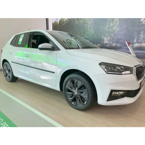 SKODA FABIA IV. Bočné ochranné lišty na dvere (2021-)