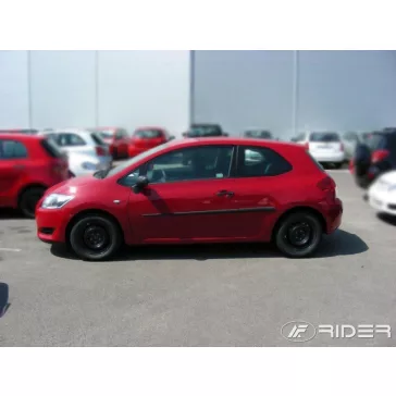   TOYOTA AURIS (E150) (hatchback, 3 dverové) Bočné ochranné lišty na dvere (2007-2013)