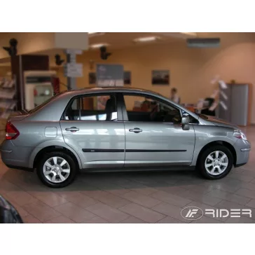   NISSAN TIIDA (sedan) Bočné ochranné lišty na dvere (2004-2012)