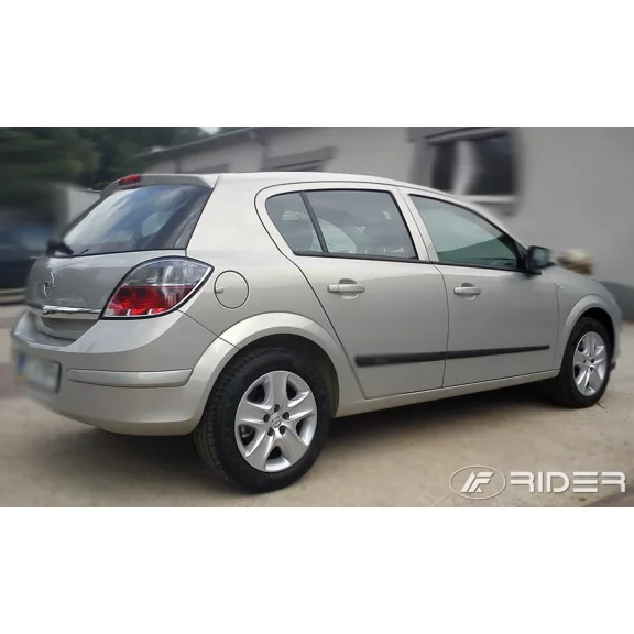 OPEL ASTRA H (hatchback) Bočné ochranné lišty na dvere (2004-2012)