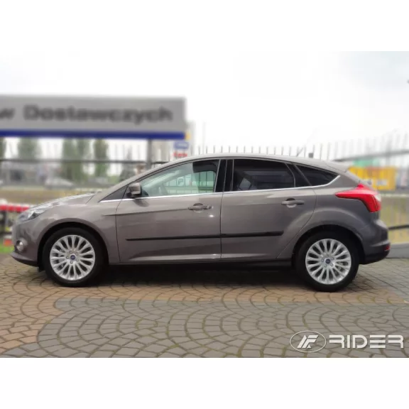 FORD FOCUS III. MK3 Bočné ochranné lišty na dvere (2010-2018)