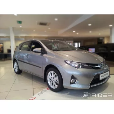   TOYOTA AURIS (E180) (hatchback, 5 dverové) Bočné ochranné lišty na dvere (2013-2018)