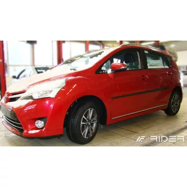   TOYOTA VERSO (hatchback) Bočné ochranné lišty na dvere (2013-2018)