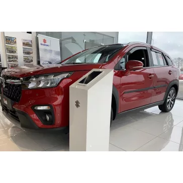 SUZUKI S-CROSS Bočné ochranné lišty na dvere (2021-)