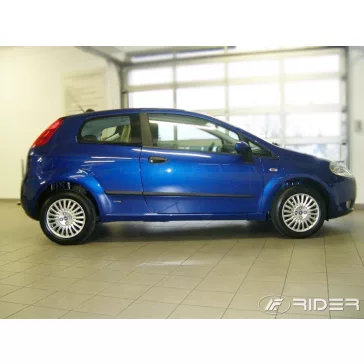   FIAT PUNTO GRANDE (3 dverové) Bočné ochranné lišty na dvere (2005-2009)