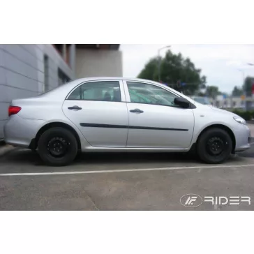   TOYOTA COROLLA (E120) (SEDAN) Bočné ochranné lišty na dvere (2002-2007)
