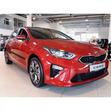 KIA CEED (CD) Bočné ochranné lišty na dvere (2018-)