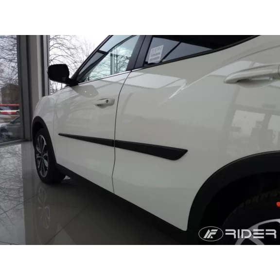 SSANGYONG TIVOLI Bočné ochranné lišty na dvere (2015-2023)
