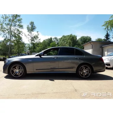   MERCEDES-BENZ E (W213) Bočné ochranné lišty na dvere (2016-2022)