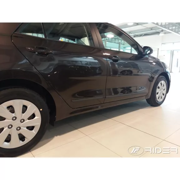 KIA RIO (YB) Bočné ochranné lišty na dvere (2017-2025)