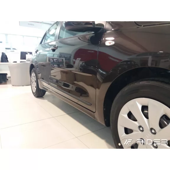 KIA RIO (YB) Bočné ochranné lišty na dvere (2017-2025)