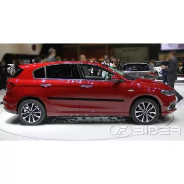   FIAT TIPO (hatchback) Bočné ochranné lišty na dvere (2016-)
