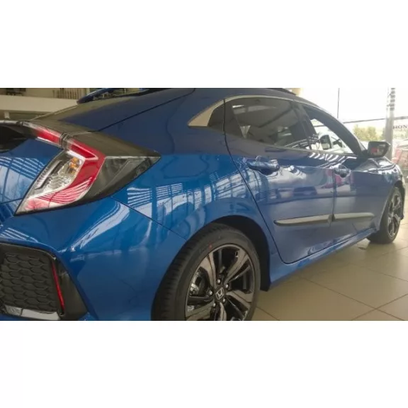 HONDA CIVIC (FK) Bočné ochranné lišty na dvere (2017-2022)