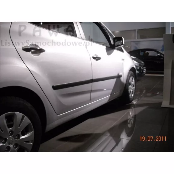 DACIA DUSTER I. PAWA Bočné ochranné lišty na dvere (2010-2018)