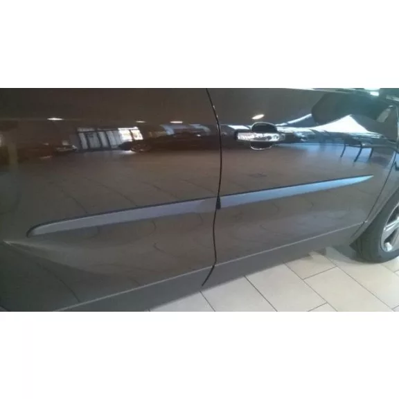 MAZDA 2 (DJ) Bočné ochranné lišty na dvere (2014-2022)