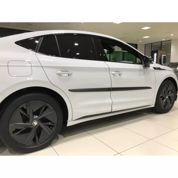 SKODA ENYAQ PAWA Bočné ochranné lišty na dvere (2020-)