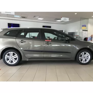   TOYOTA COROLLA TOURING (E210) (combi) Bočné ochranné lišty na dvere (2019-)