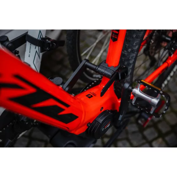 Nosič bicyklov na ťažné zariadenie TMK Fly 01 (čierny)