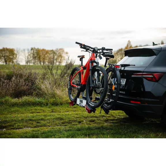Nosič bicyklov na ťažné zariadenie TMK Fly 02 (oranžový) + vak