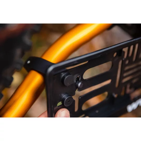 Nosič bicyklov na ťažné zariadenie TMK Fly 02 (oranžový) + vak