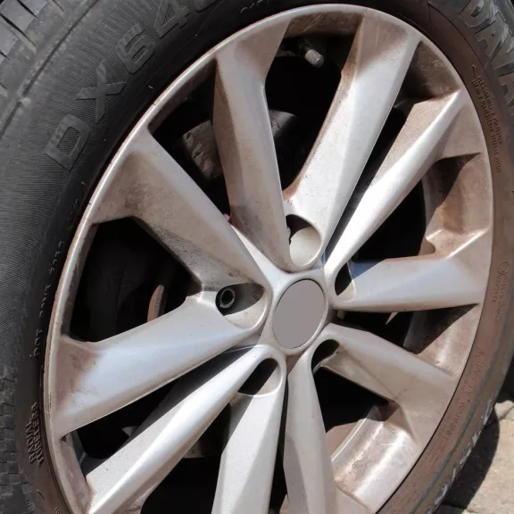 Čistič diskov Turtle Wax Wheel Redline (500 ml)